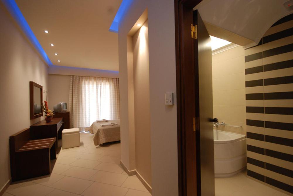 Hotel Alkionis ซาคาโร ภายนอก รูปภาพ